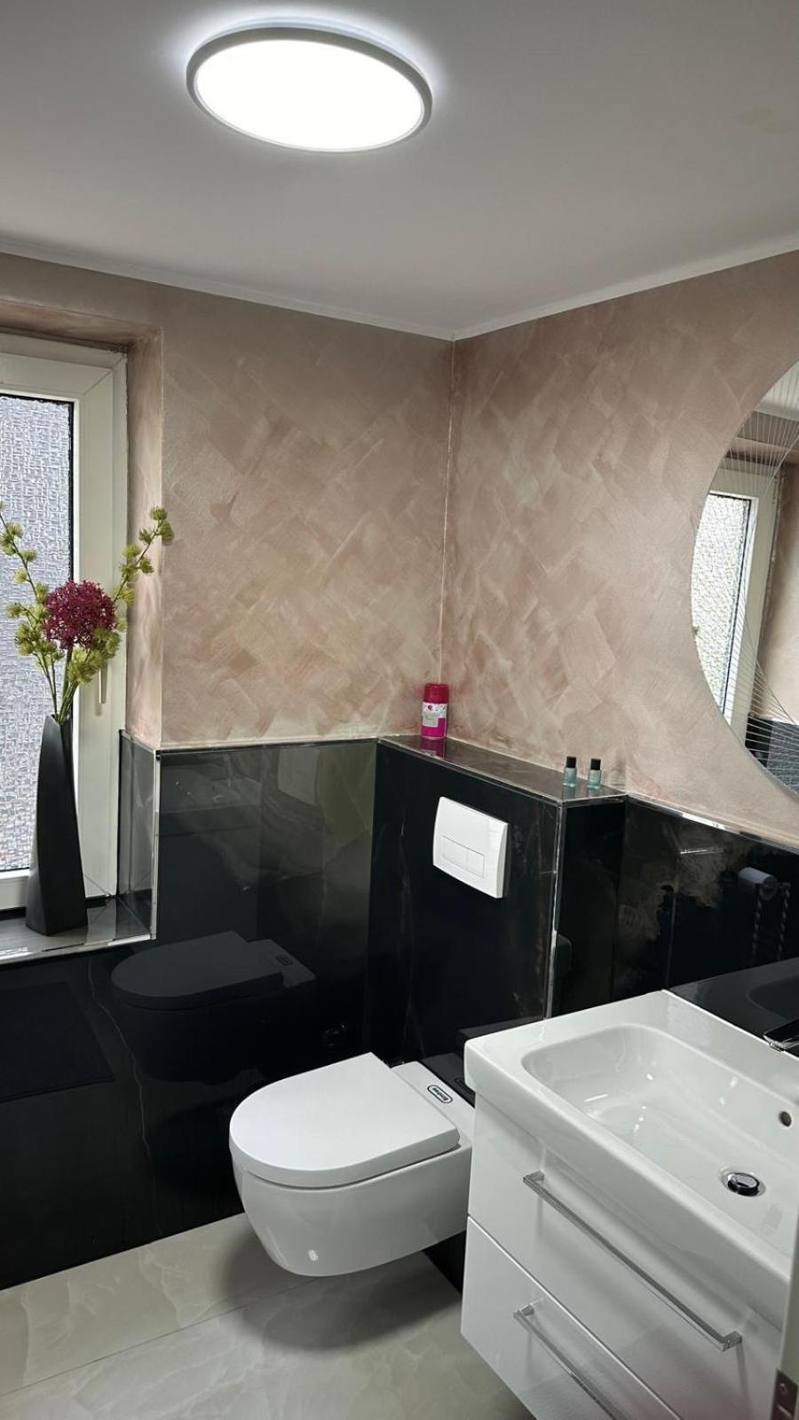 Ferienwohnung Spa Delluxe Essen Bagian luar foto